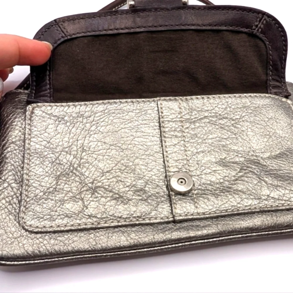Coach Vintage Soho Mini Silver Metallic Zip Wristlet - Picture 9 of 15